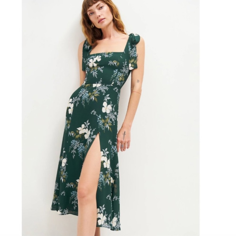 ✨NWT✨ Reformation Twilight Dress in Portia Green